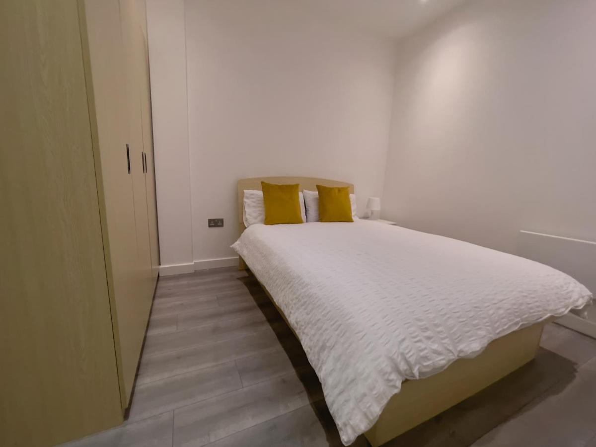 מילטון קינס Lovely 2 Double Bedroom Flat With Free Parking - At The Atrium Mk מראה חיצוני תמונה