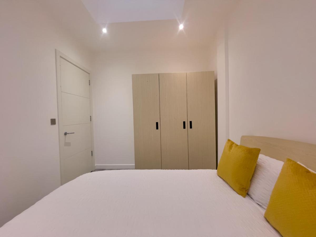 מילטון קינס Lovely 2 Double Bedroom Flat With Free Parking - At The Atrium Mk מראה חיצוני תמונה